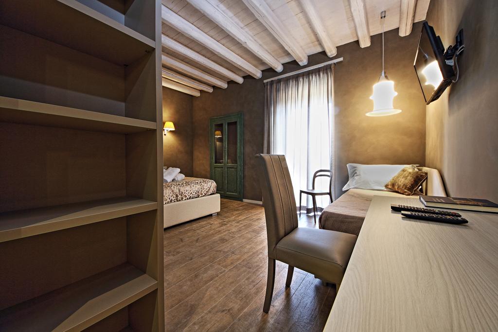 Notti O' Tunn Luxury Rooms In Centro Geraci Siculo Extérieur photo